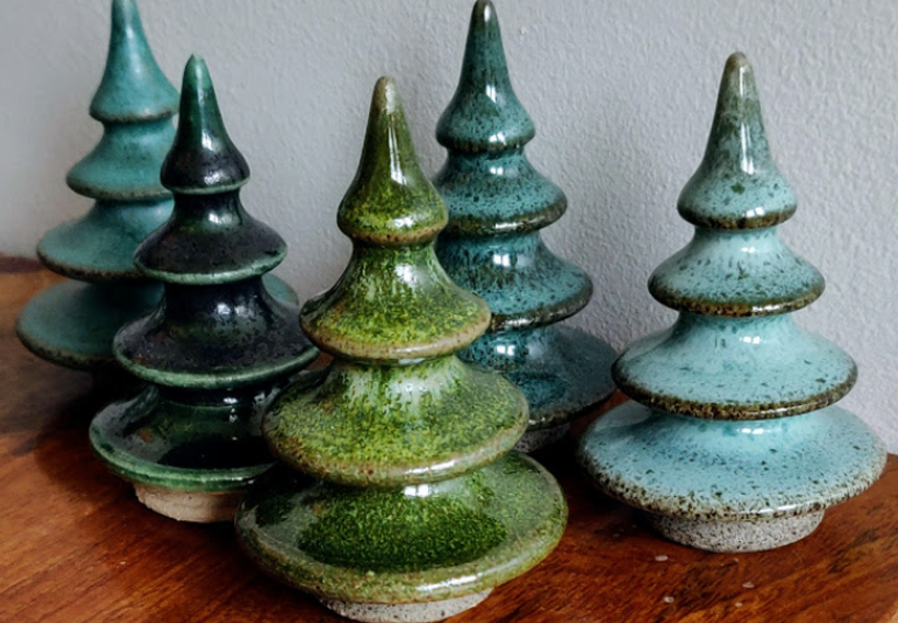 Håndlavede juletræer